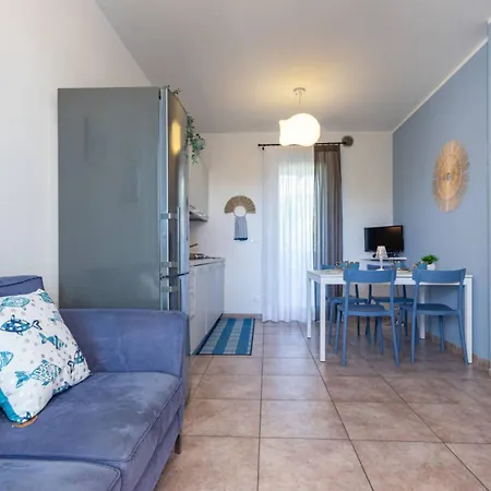 Recently Built House With Swimming Pool Appartamento