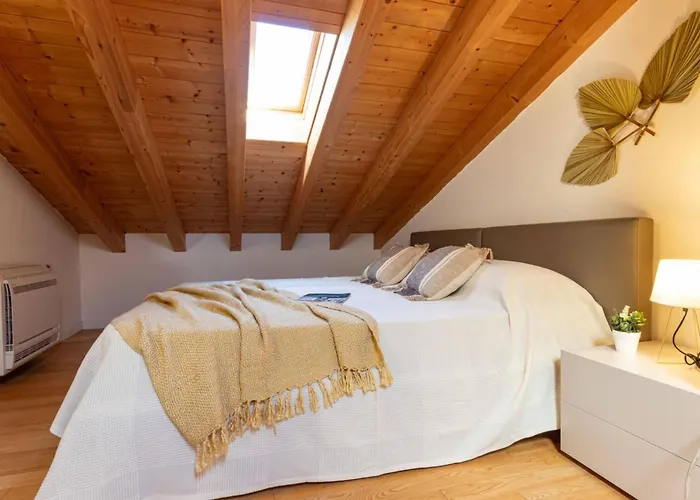 Recently Built House With Swimming Pool Appartamento *