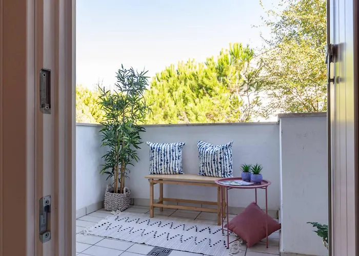 Recently Built House With Swimming Pool Appartamento Bibione